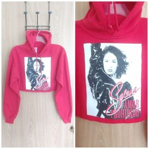❤ Selena Cropped Graphic Hoodie